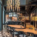 Radisson Hotel 4*