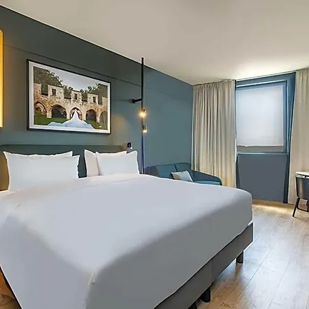Отель Radisson 4*